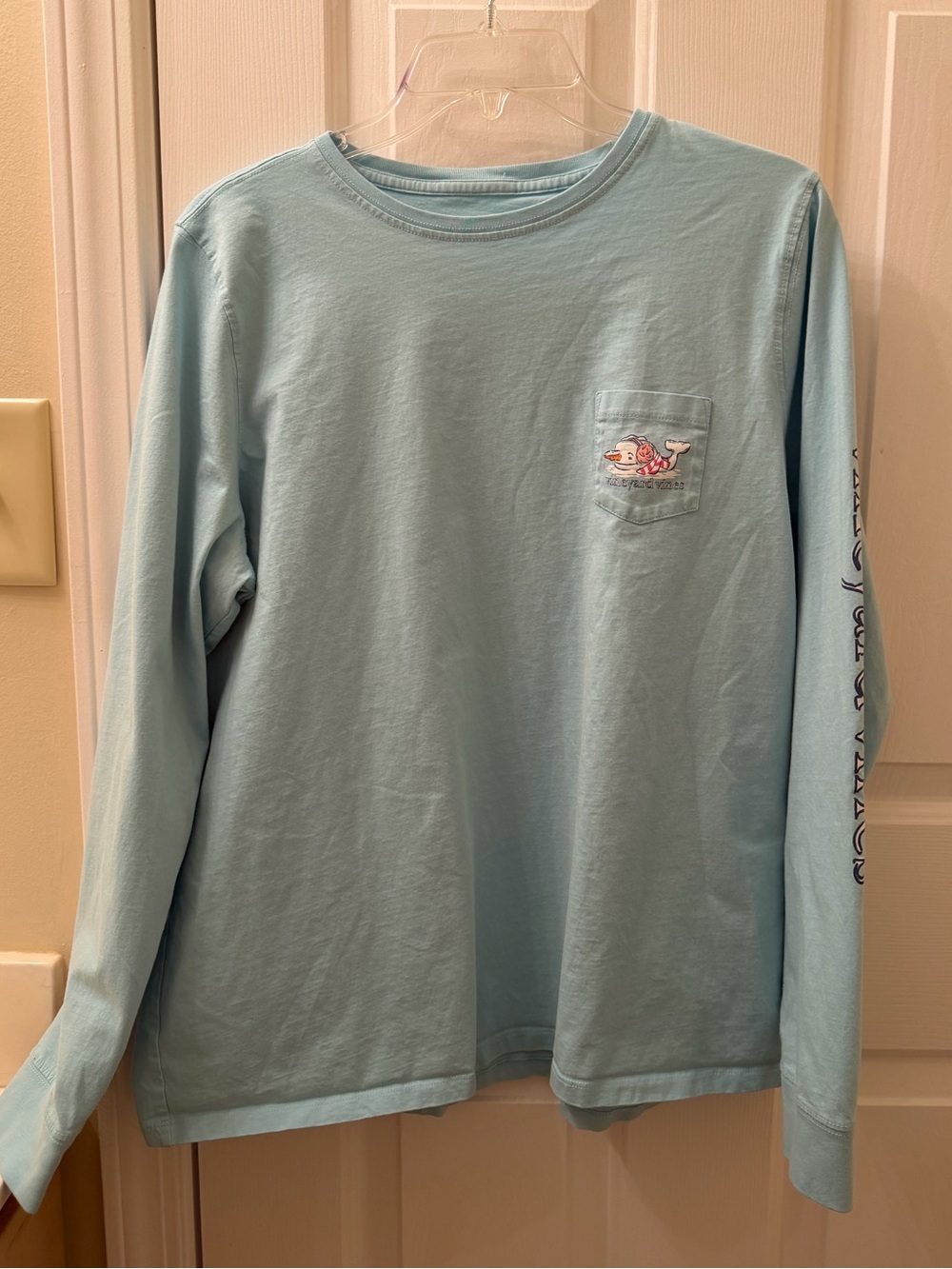 Vineyard Vines long sleeved t-shirt